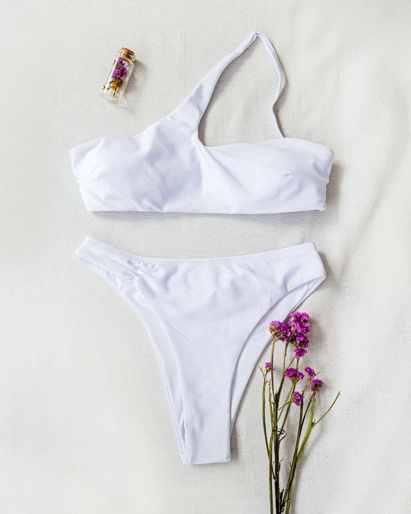 Σετ bikini με λοξό λουράκι