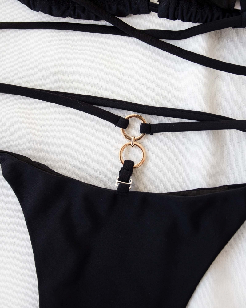 Σετ bikini τριγωνάκι με κρίκους