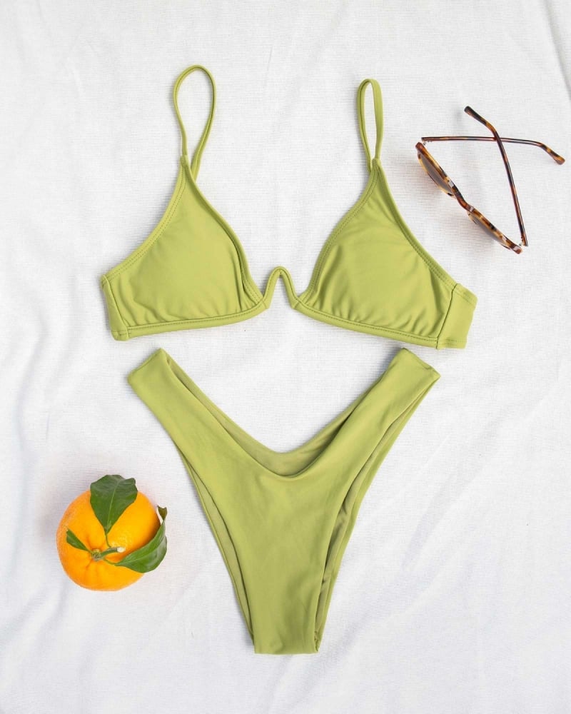 Σετ bikini τριγωνάκι με μπανέλα
