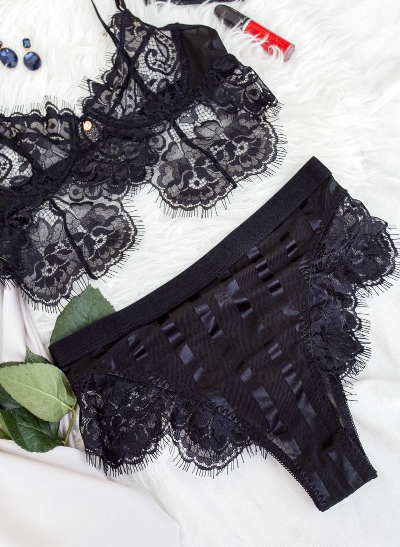 Σετ εσώρουχα από δαντέλα με bralette