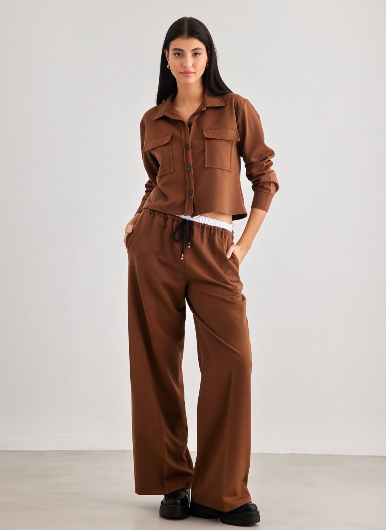 Σετ wide leg παντελόνι με crop πουκάμισο