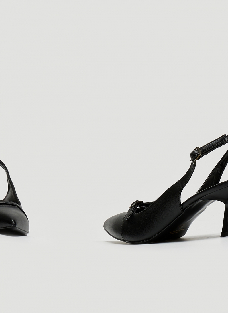 Γόβες slingback μυτερές με ζωνάκι TFP
