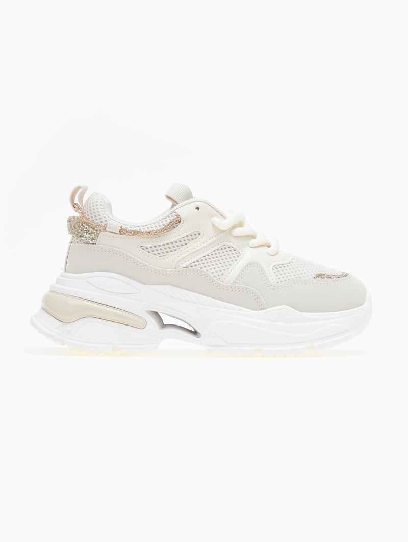 Sneakers chunky σε συνδυασμούς χρωμάτων
