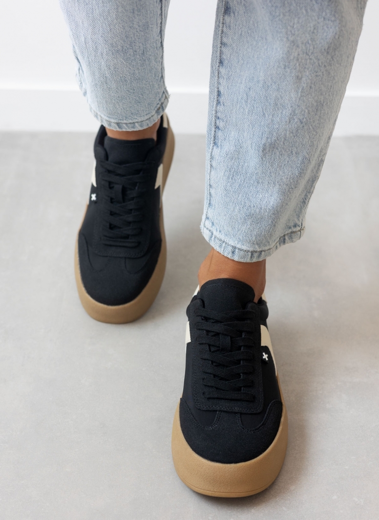 Sneakers flatforms με διχρωμία Xti 142953