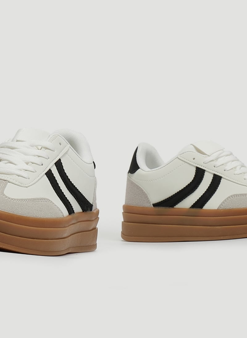 Sneakers flatforms με ψηλή σόλα ERYNN