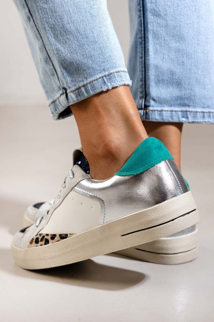 Sneakers με γκλίτερ ERYNN