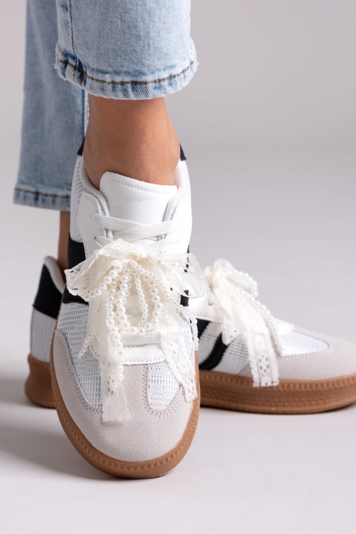 Sneakers με πέρλες και δαντέλα ERYNN