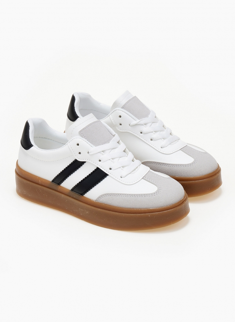 Sneakers flatforms με ρίγα