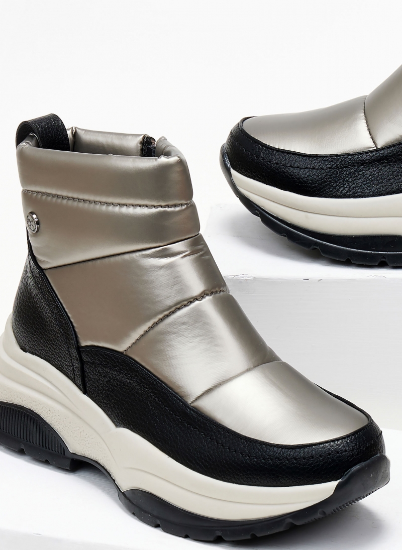 Sneakers μποτάκια καπιτονέ Xti 143372