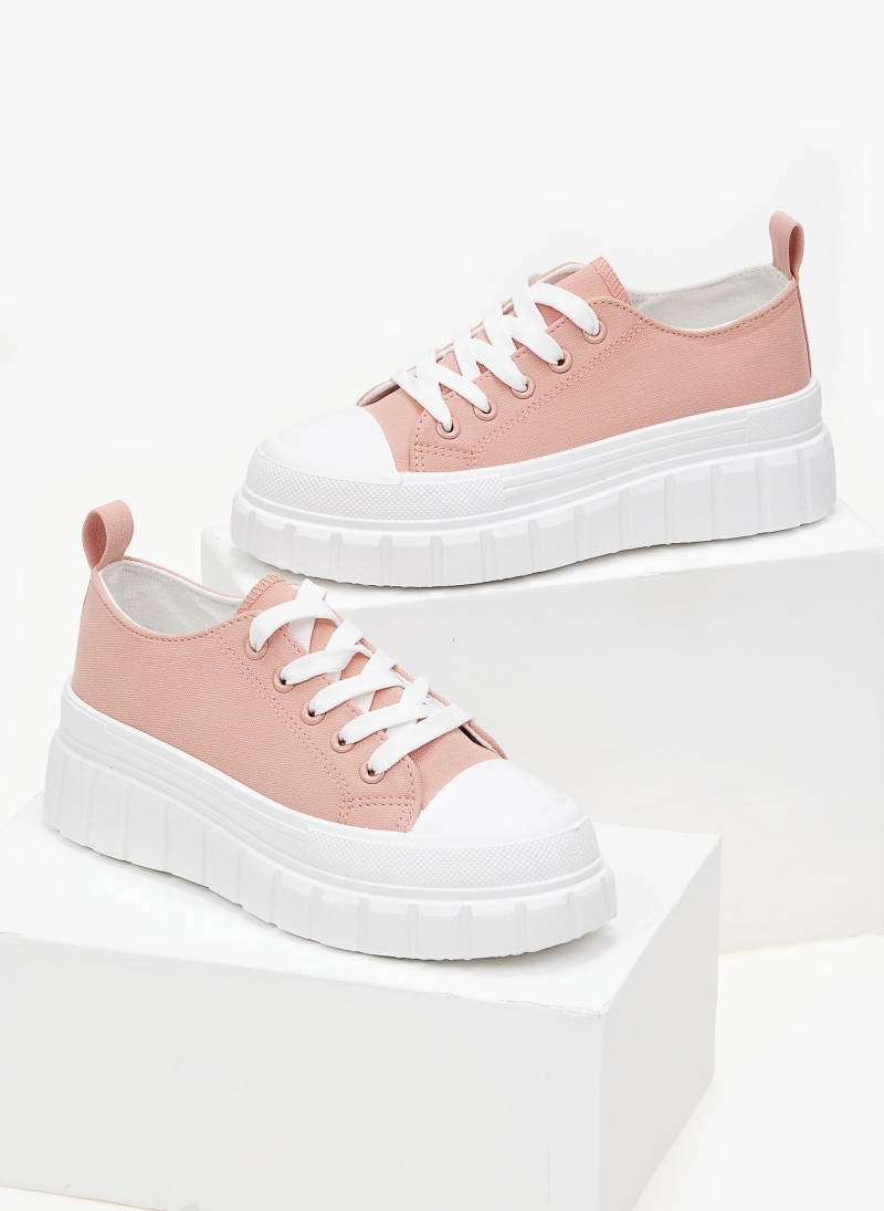 Sneakers πάνινα με σχέδιο στη σόλα