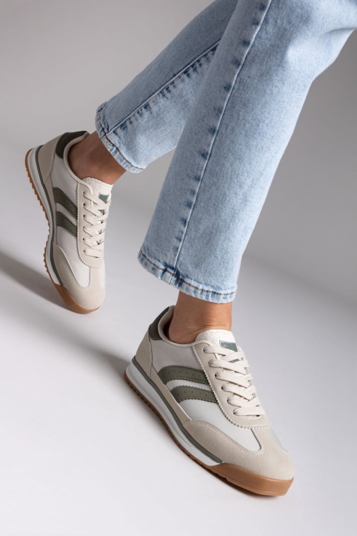 Sneakers σε συνδυασμούς χρωμάτων ERYNN