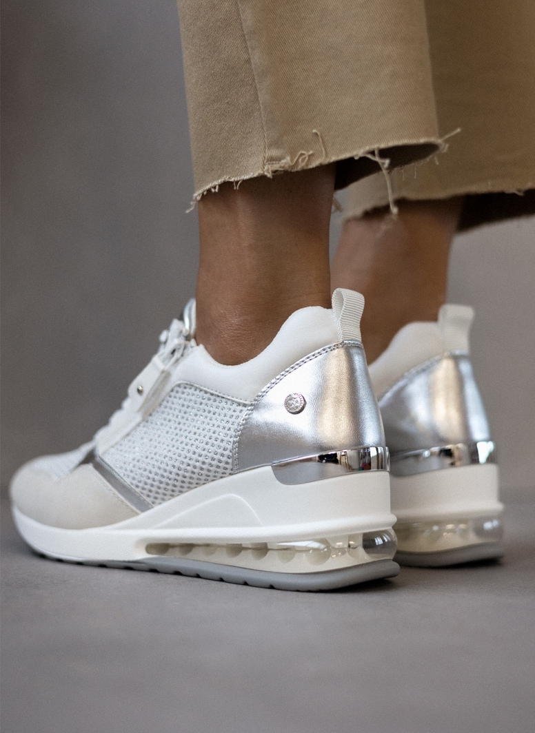 Sneakers wedges με αερόσολα Xti 141377