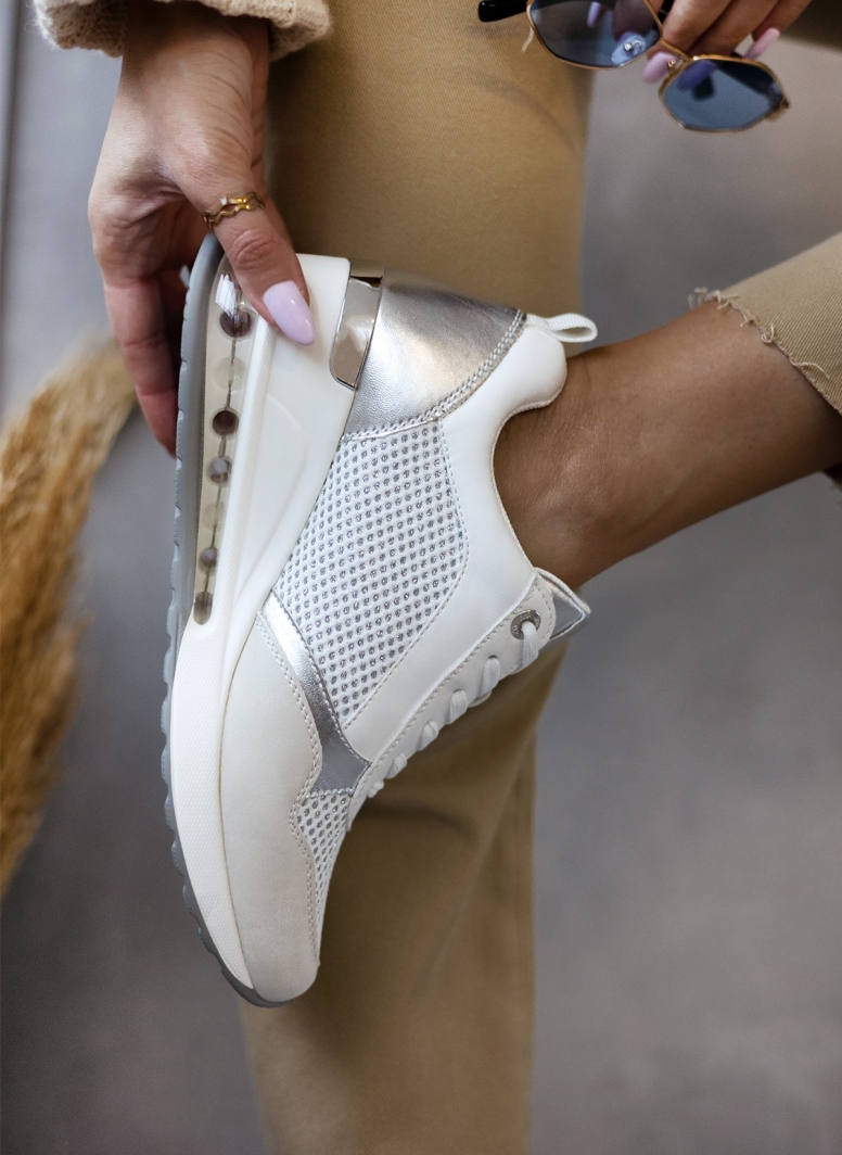 Sneakers wedges με αερόσολα Xti 141377