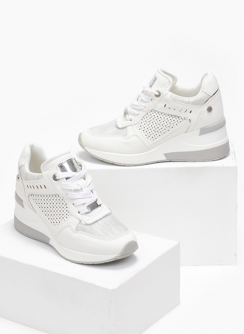 Sneakers wedges με στρας Xti 141154