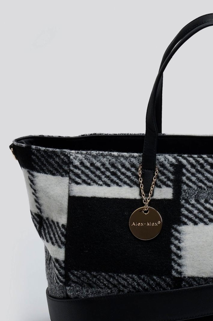 Τσάντα shopper με ύφασμα και print
