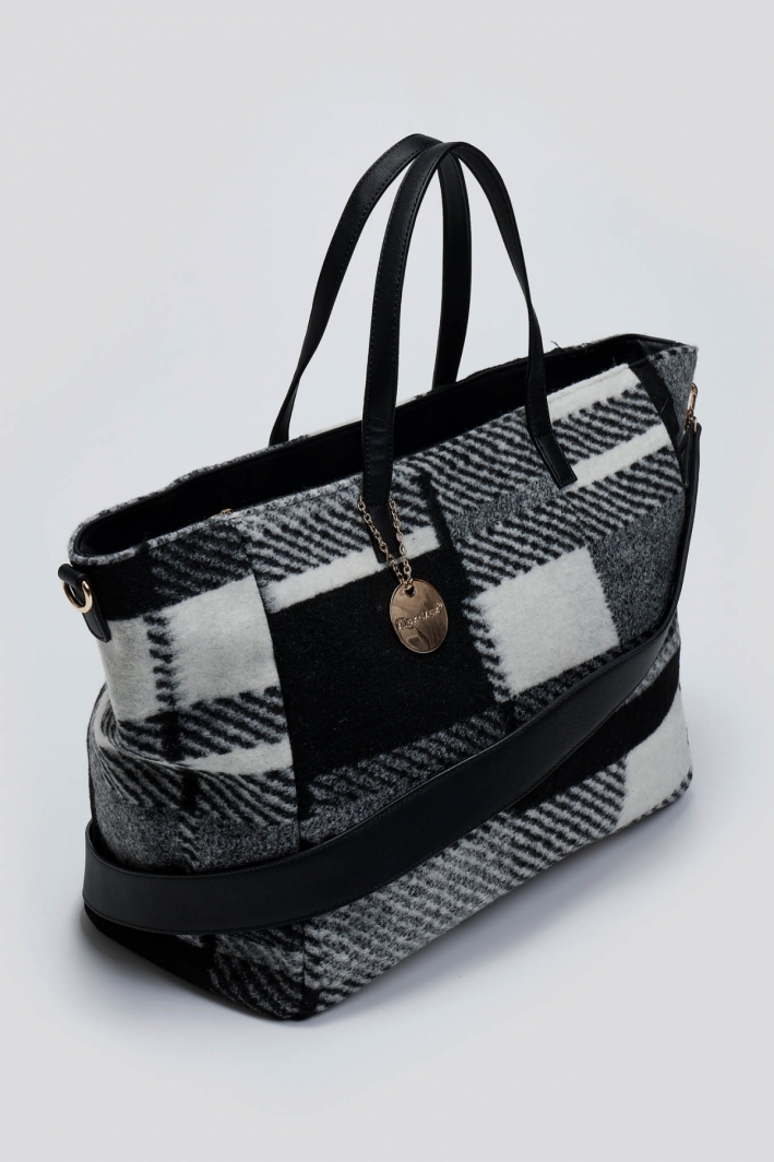 Τσάντα shopper με ύφασμα και print