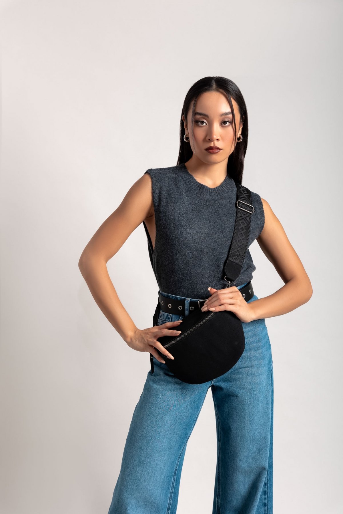 ERICK STYLE Τσαντάκι crossbody με boho ιμάντα - Μαύρο