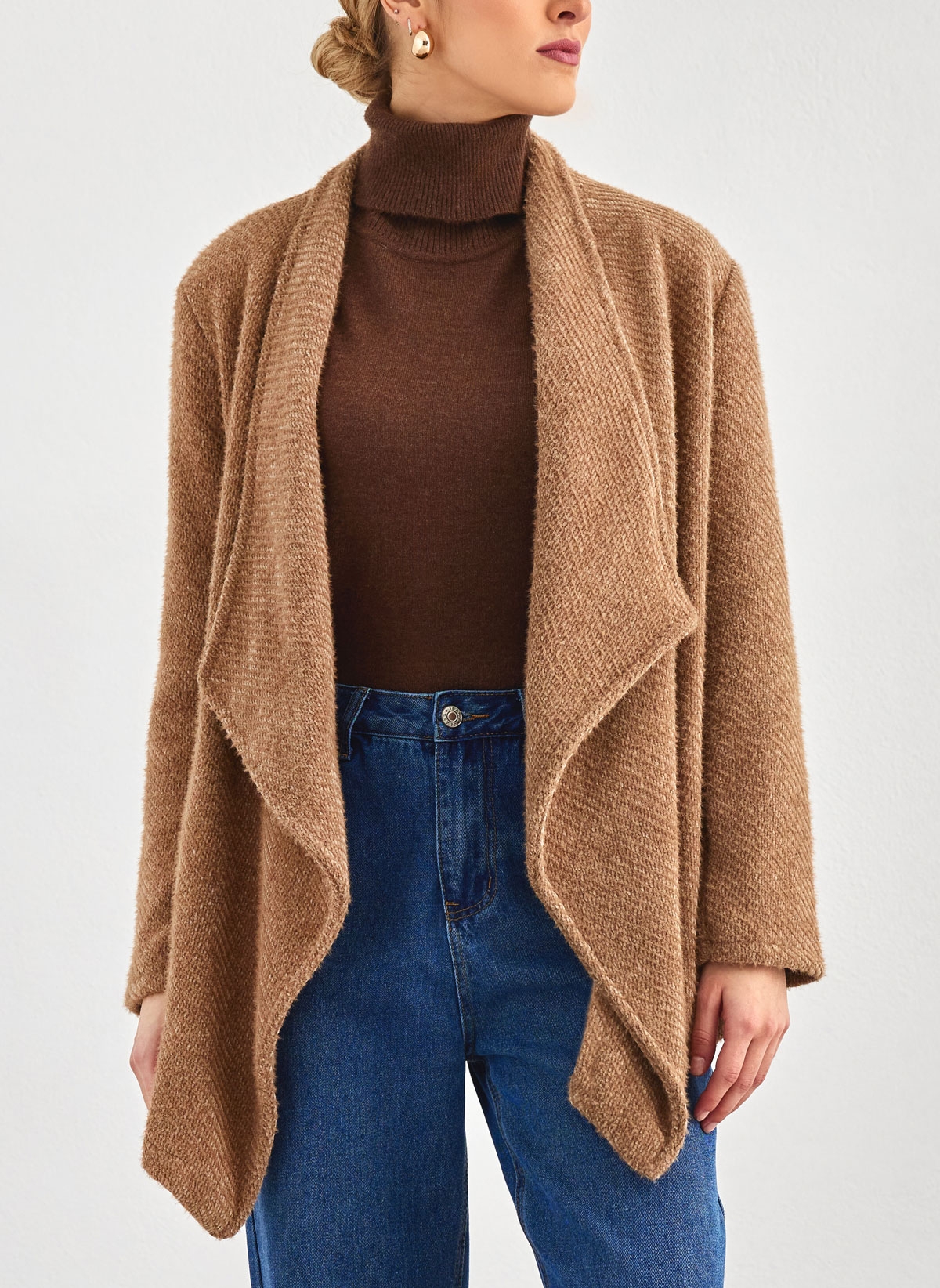 FN-FASHION Ζακέτα σενίλ ασύμμετρη - Caramel